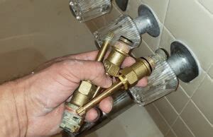 Shower Diverter: Common Problems & How to Fix Them 